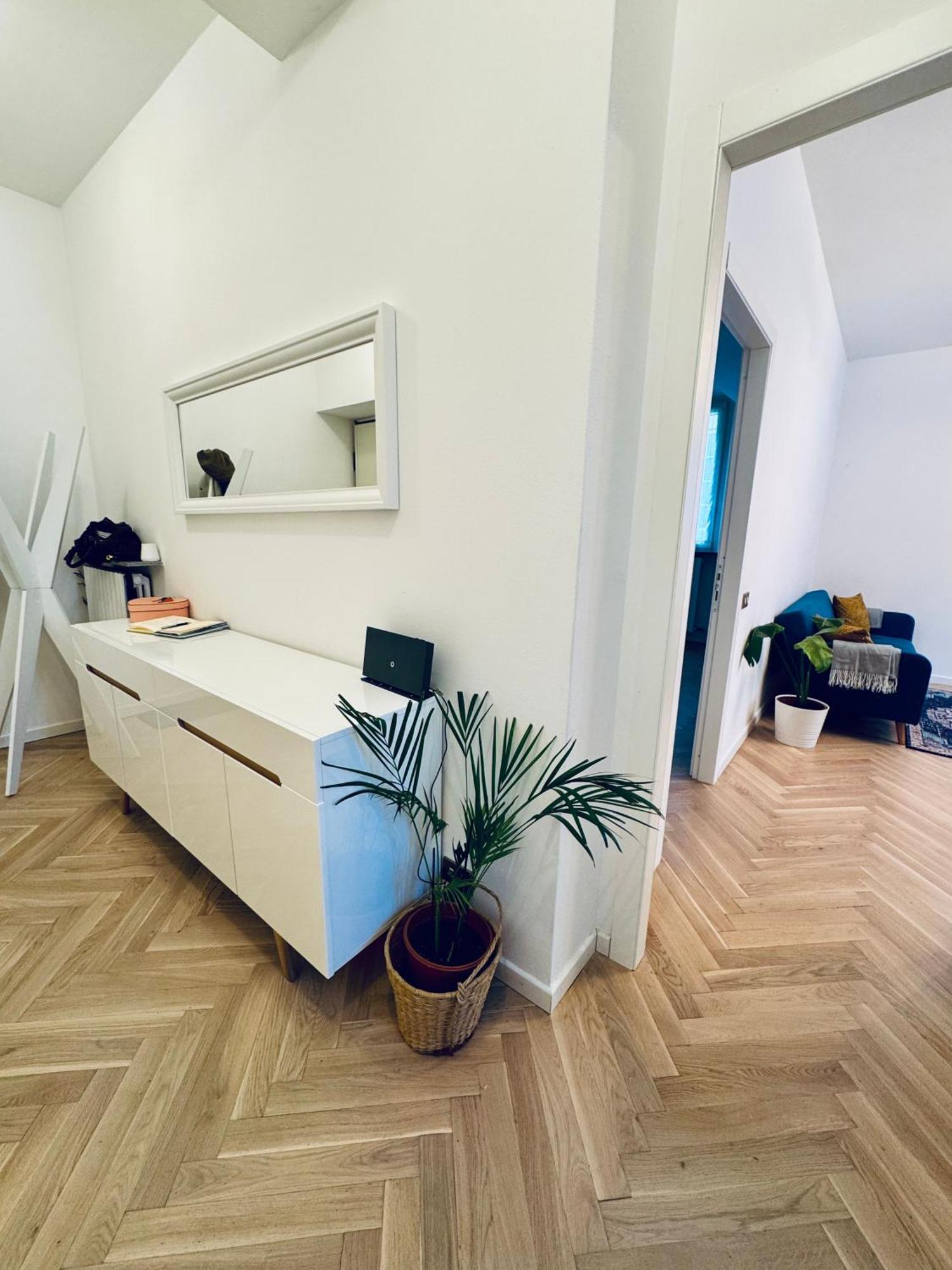 Wanderlust Splendido Appartamento In Centro Pavia Dış mekan fotoğraf